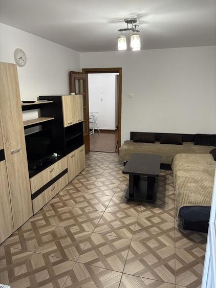 Apartament cu 2 camere decomandat în Colentina