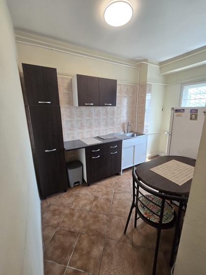 Apartament cu 2 camere decomandat în Decebal