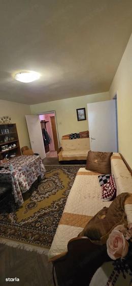 De vanzare apartament 3 camere Tomis Nord - 8