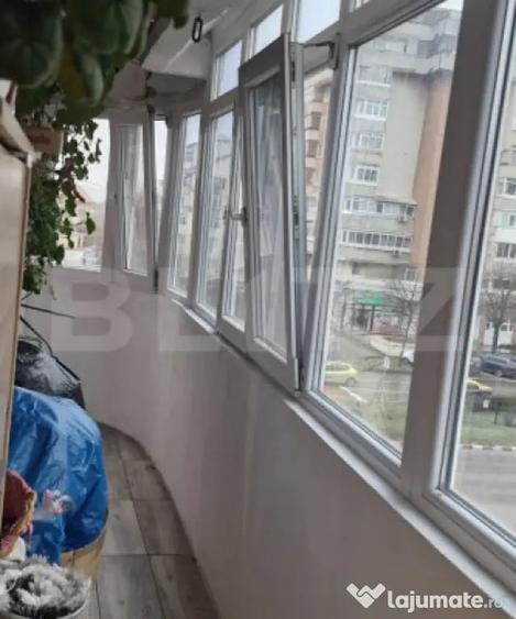 Apartament cu 3 camere decomandat în Ultracentral