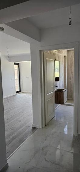 Apartament cu 2 camere semidecomandat în Vișani