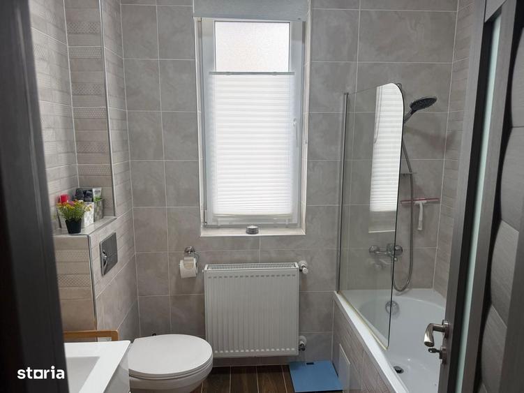 Apartament cu 2 camere în Micro 16