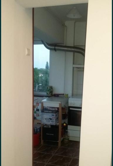 Apartament cu 2 camere decomandat în Casa Cărții