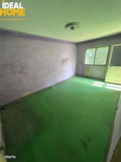 Apartament cu 2 camere decomandat în Nicolina