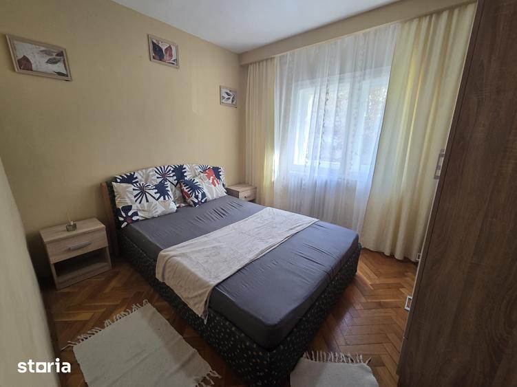 Apartament cu 3 camere decomandat în Mărăști