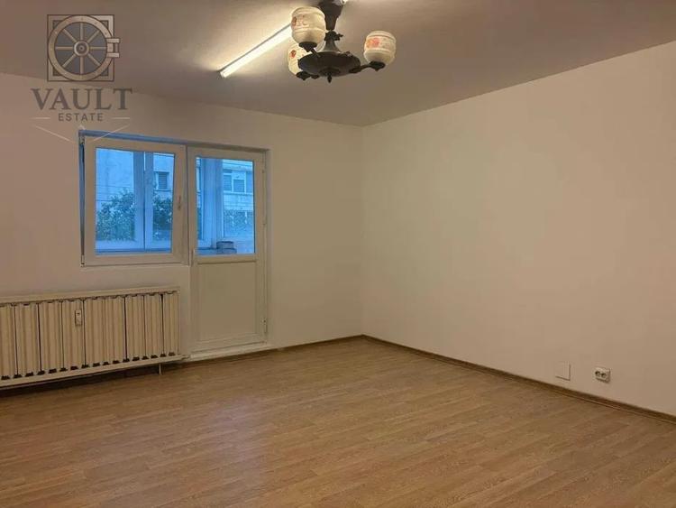 Apartament cu 2 camere decomandat în Sebastian