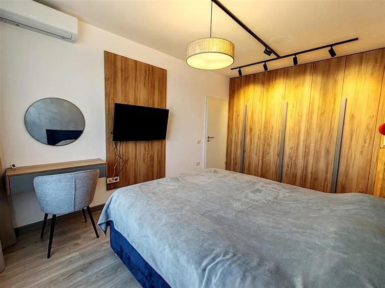 Apartament cu 2 camere decomandat, mobilat în Cristian
