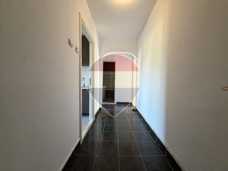 Apartament cu 2 camere decomandat în Lipovei