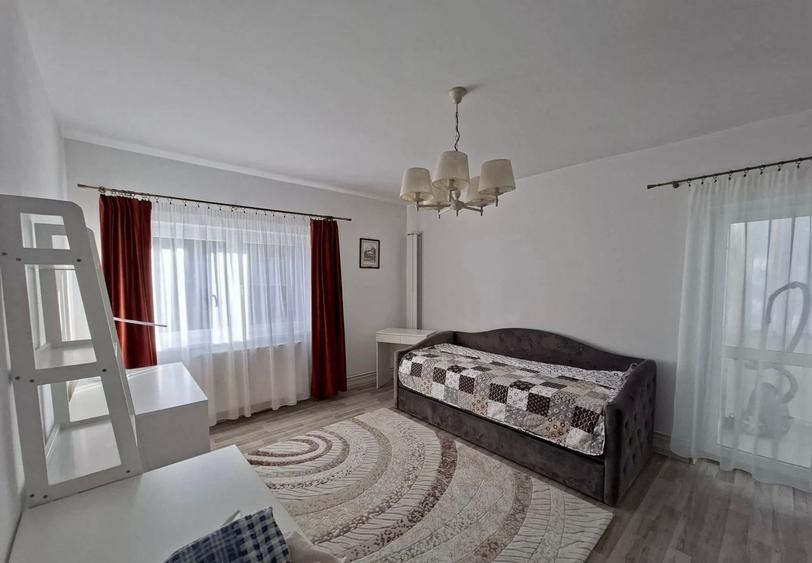 Apartament cu 2 camere decomandat, mobilat în Dârste