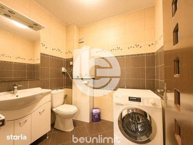 Casă cu 5 camere decomandat cu Teren 200 Mp în Trei Stejari