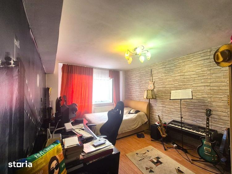 Exclusivitate- camera cu baie intr-un apartament - 1