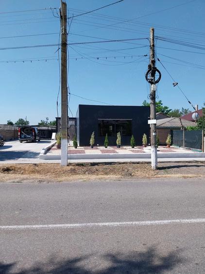 Spațiu comercial, de 100 mp, în Râmniceni