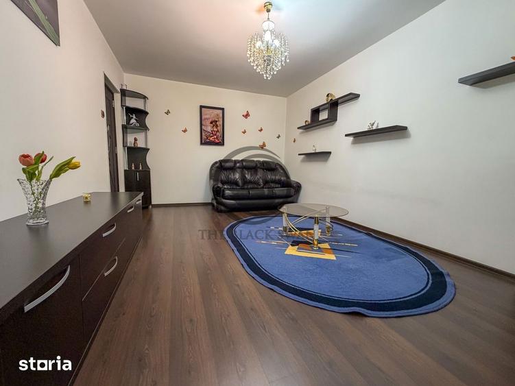 Apartament cu 2 camere decomandat, mobilat în Sud