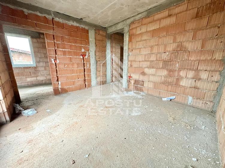Duplex cu 4 camere cu Canalizare în Giroc