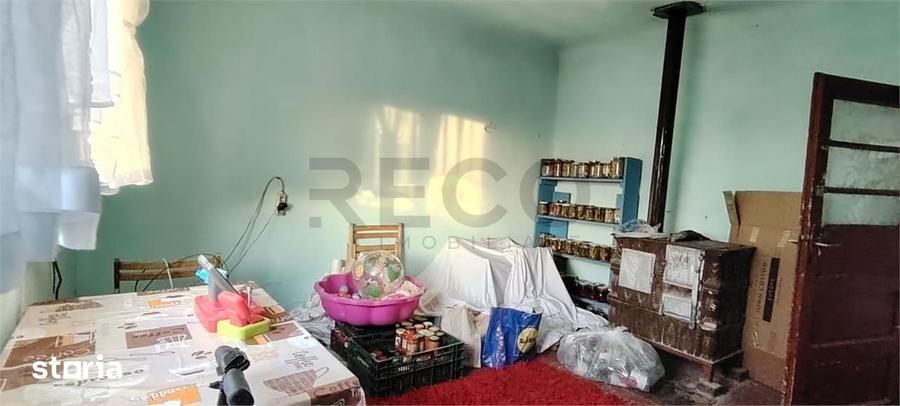 Casă cu 5 camere cu Teren 3000 Mp în Oșorhei