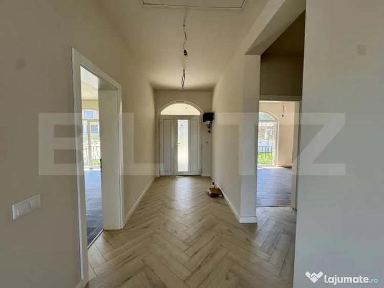 Vand casa moderna - singur in curte - Corunca, zona Penny - 3
