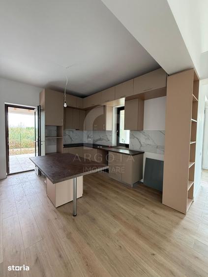 Casă cu 4 camere cu Teren 750 Mp în Vernești