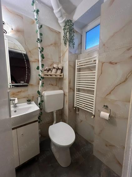 Apartament cu 2 camere semidecomandat în Moroasa 1