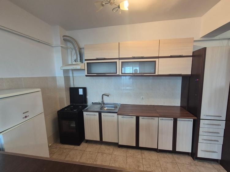 Apartament cu 2 camere semidecomandat în Exterior Nord