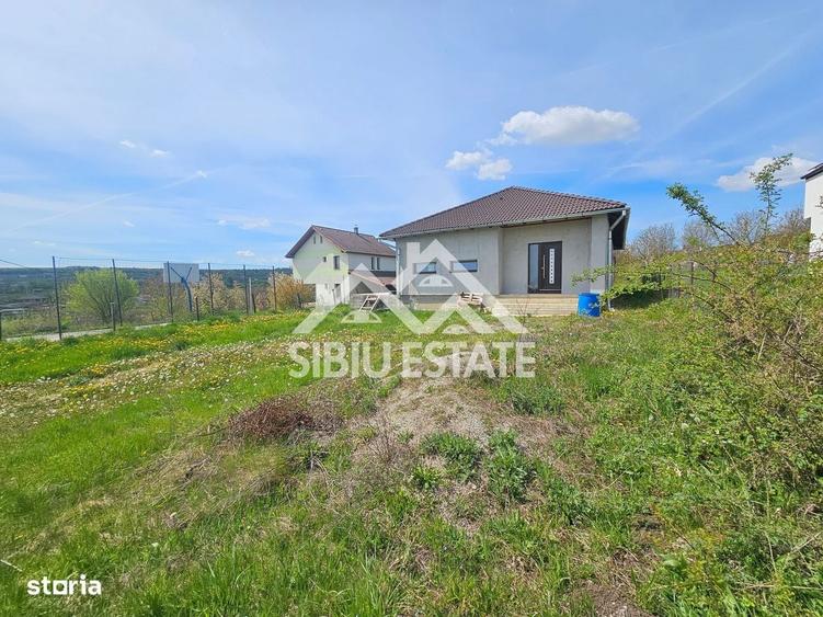 Casa noua pe un nivel, pivnita si curte mare 800 mp - 2