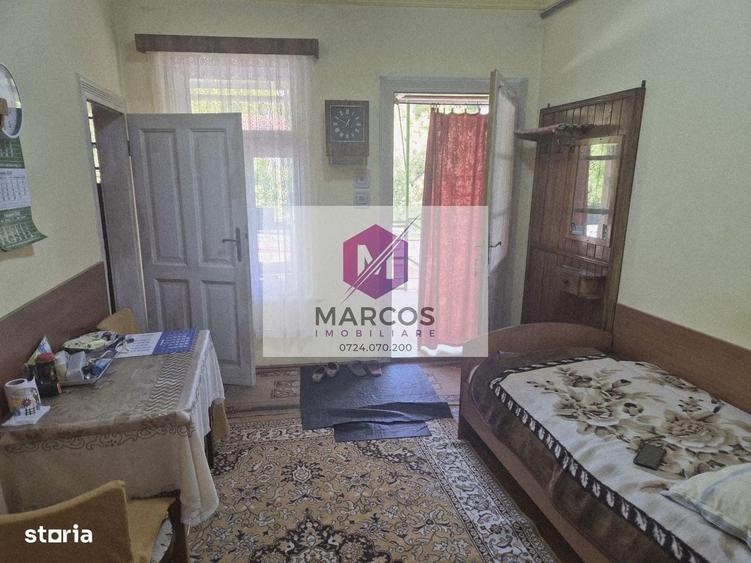 Casă cu 4 camere în Muncitoresc