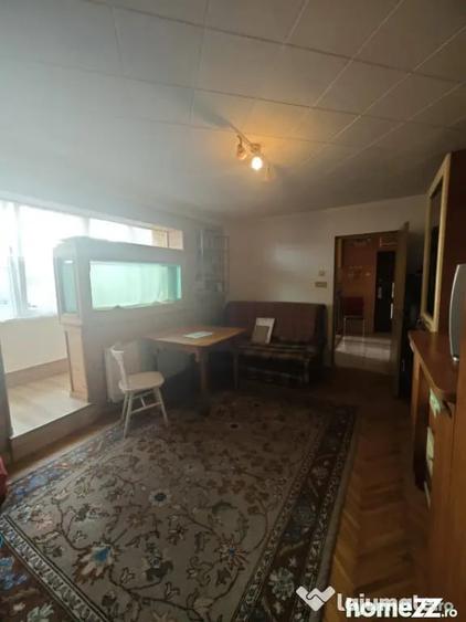 Apartament cu 2 camere semidecomandat în Săsar