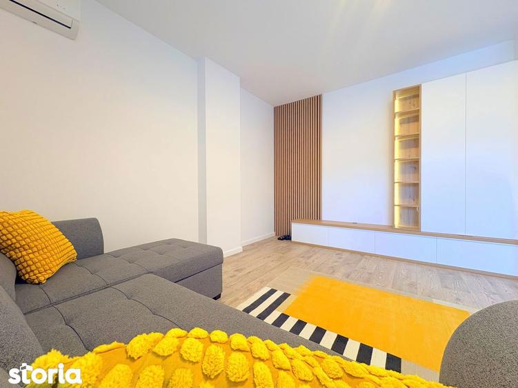 Apartament cu 2 camere, mobilat în Est