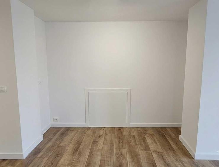 Apartament cu 2 camere decomandat în Tunari