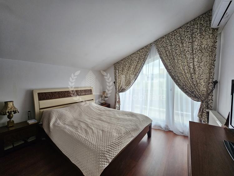 Duplex cu 3 camere cu Canalizare în Bună Ziua