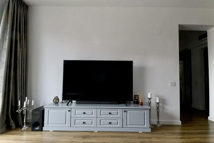 Apartament cu 2 camere decomandat în Central