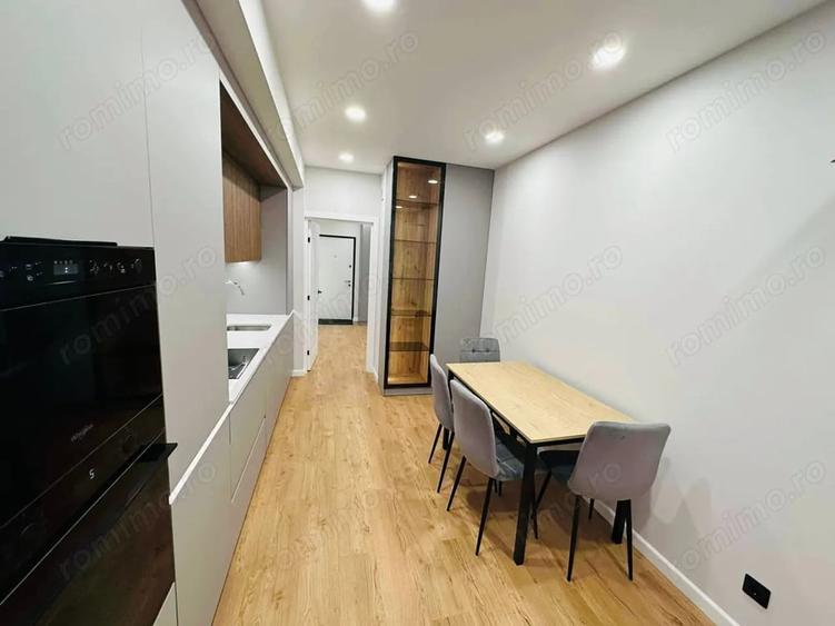 Apartament cu 2 camere decomandat în 13 Septembrie