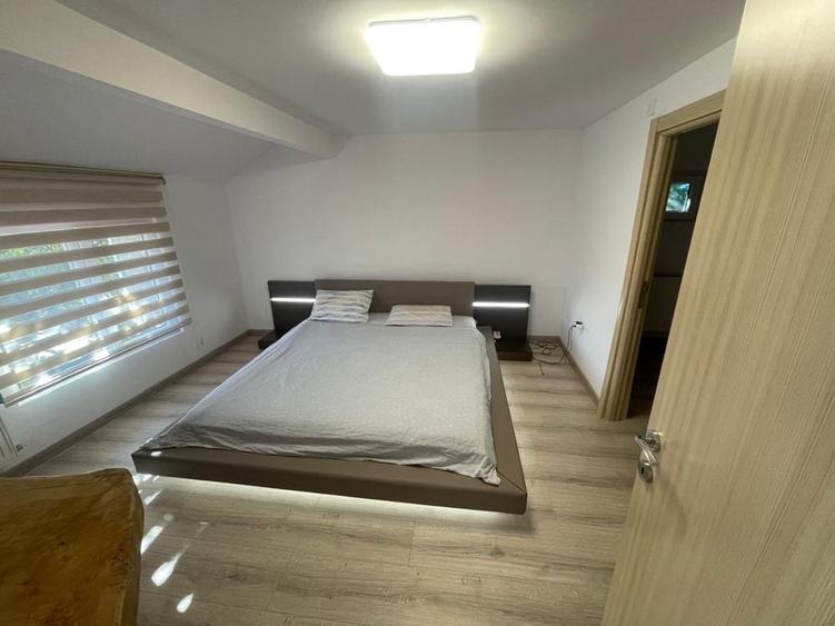 Casă cu 4 camere în Central