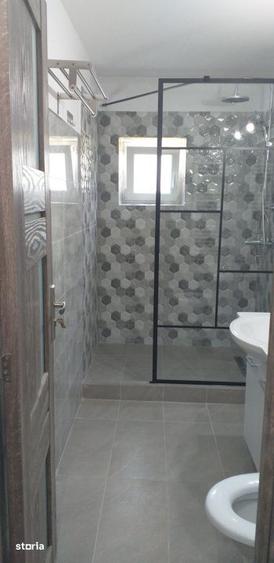 Apartament cu 3 camere decomandat în Rahova