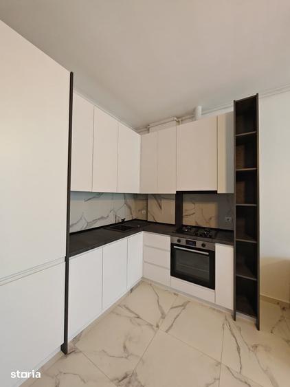 Apartament cu 3 camere decomandat în Tărlungeni