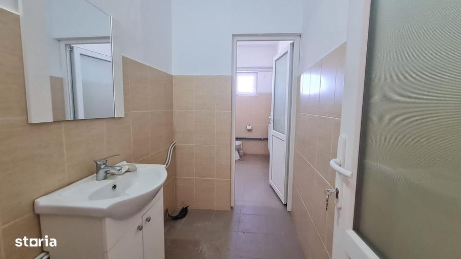 Spațiu comercial, de 258 mp, în Vest