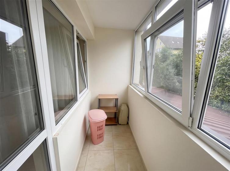 Apartament cu 3 camere decomandat în Obcini