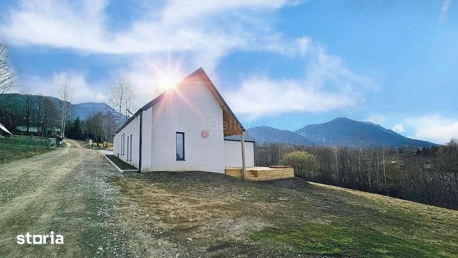 Casă cu 3 camere cu Teren 3000 Mp în Tohănița