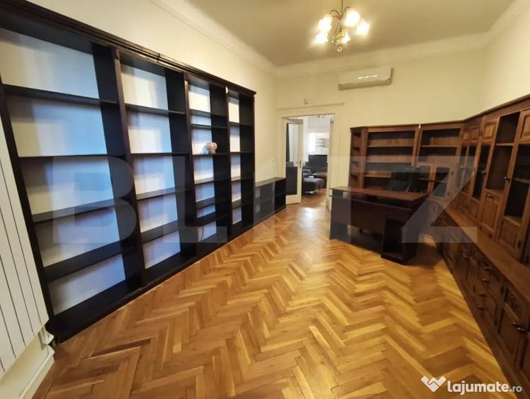 Apartament cu 4 camere semidecomandat în Ultracentral