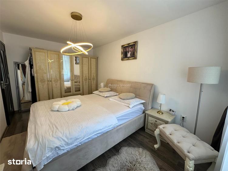 Apartament cu 3 camere decomandat în Sud