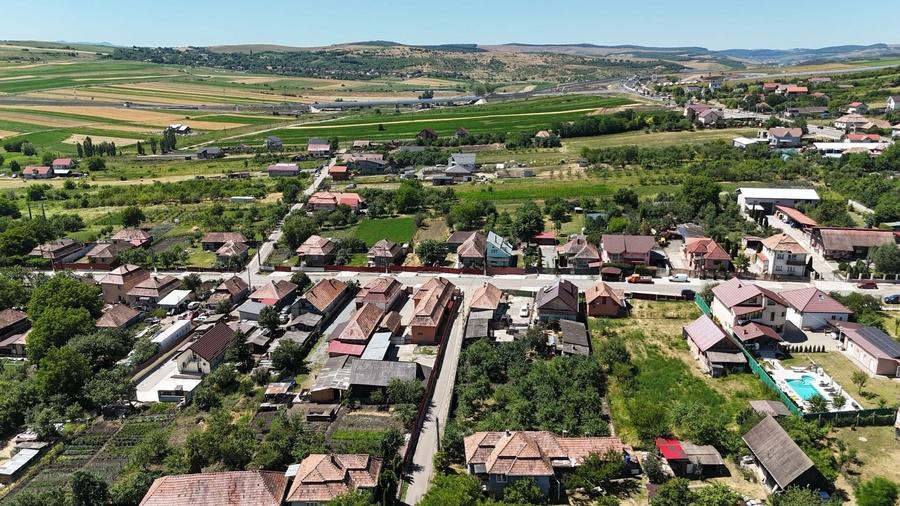 Teren Construcții intravilan de 2021 mp, în Tureni