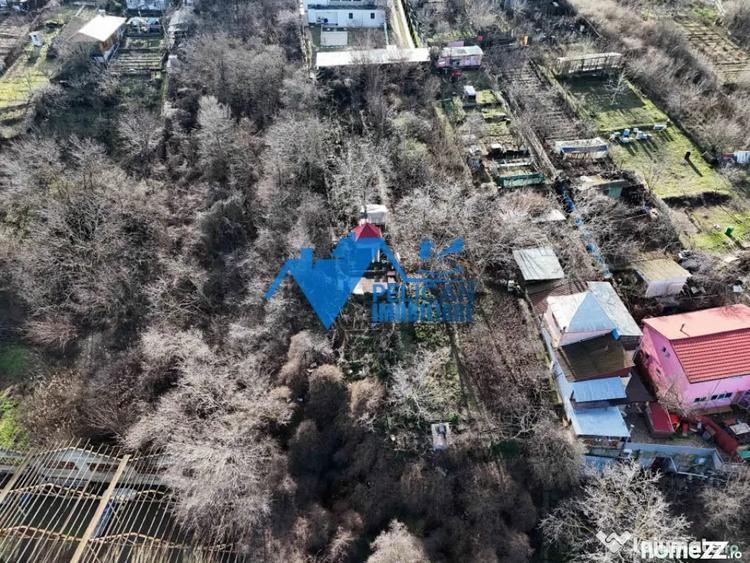 Teren de 550 mp, în Central