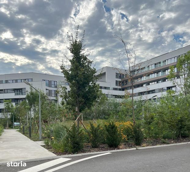 Apartament cu 4 camere decomandat în Străulești