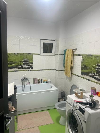 Casă cu Teren 608 Mp în Central