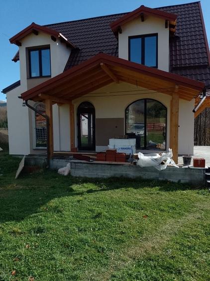 Casă individuală cu 3 camere cu Canalizare în Valea Doftanei