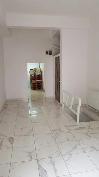 Spațiu comercial, de 56 mp, în Central