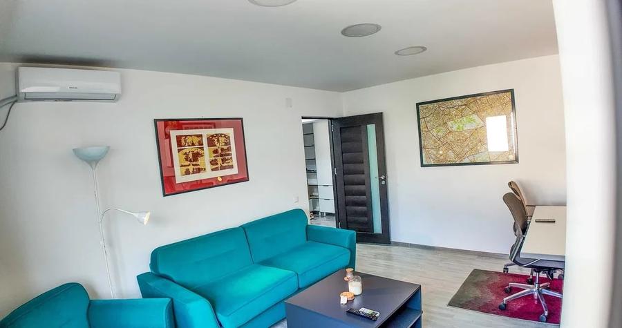 Apartament cu 3 camere decomandat, mobilat în Târgu Cucu