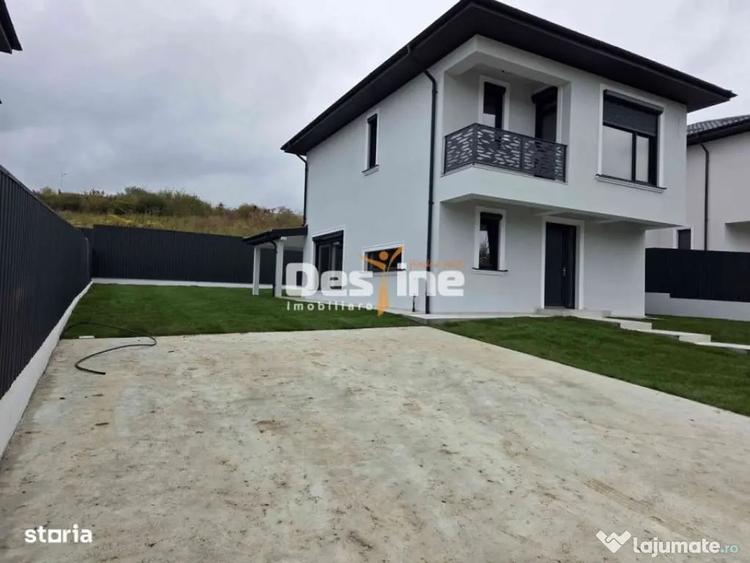Casă cu 4 camere cu Teren 500 Mp în Vișani