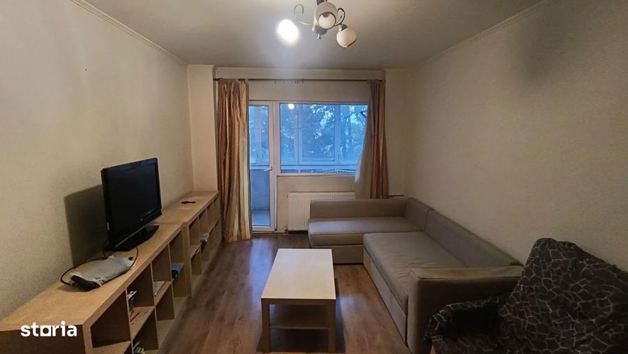 Apartament cu 3 camere decomandat, mobilat în Giurgiului