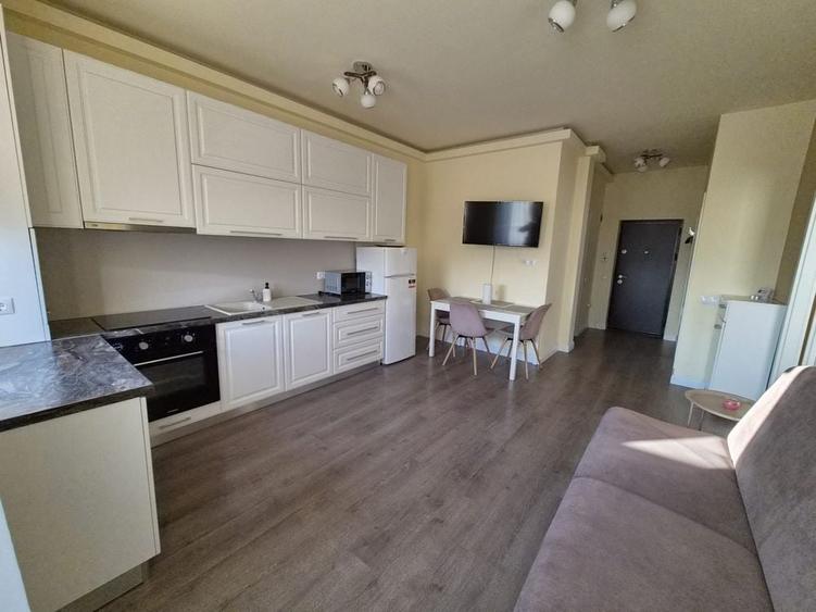 Apartament cu 3 camere în Florești