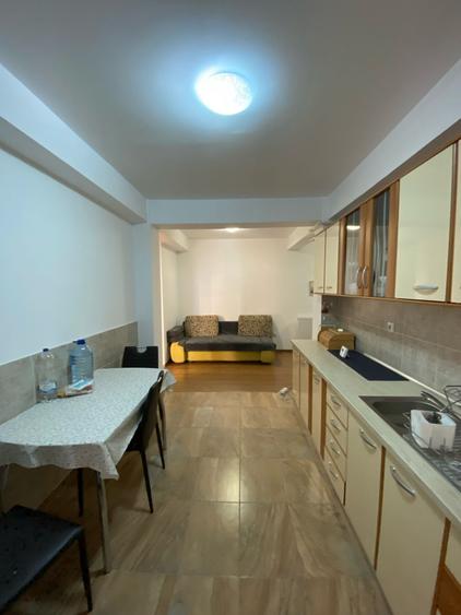 Apartament cu 2 camere decomandat, mobilat în Florești — fotografia 3